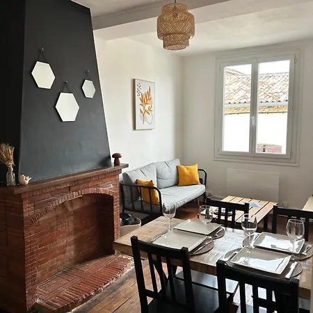 Apartment Cocon Au Coeur Du Centre De Bazas